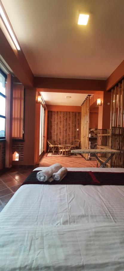Looniva Guest House Lalitpur 外观 照片