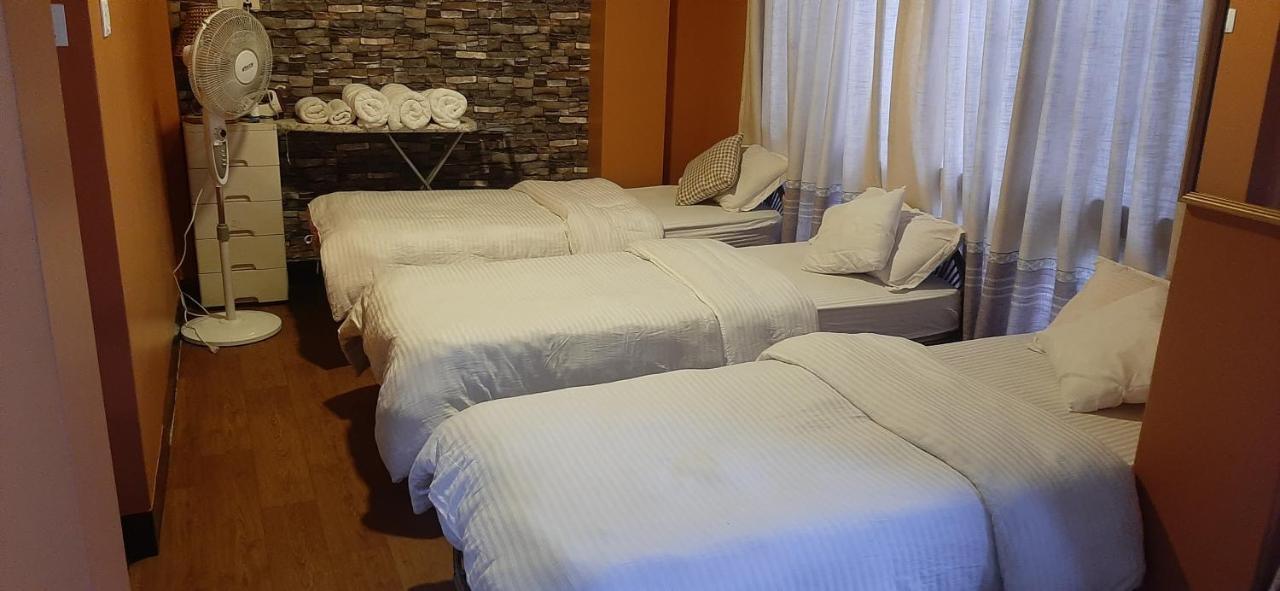 Looniva Guest House Lalitpur 外观 照片