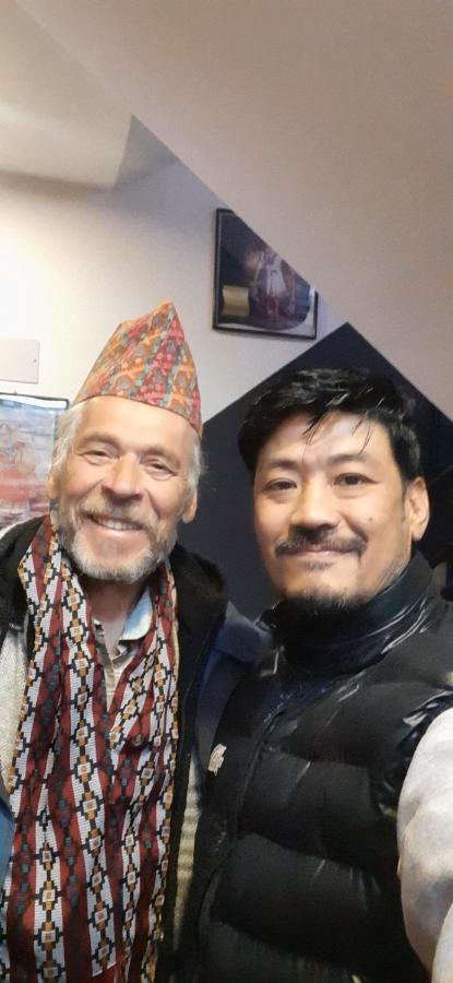 Looniva Guest House Lalitpur 外观 照片