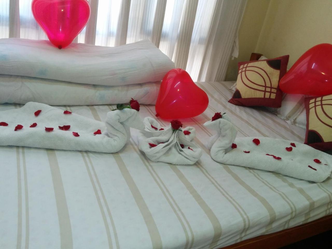 Looniva Guest House Lalitpur 外观 照片